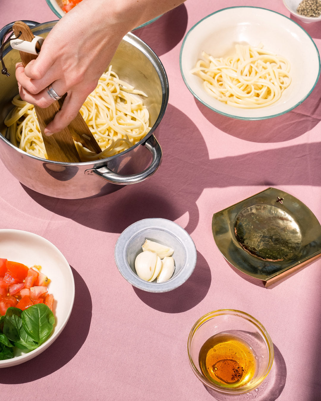 MONTREAL KITCHEN TONGS