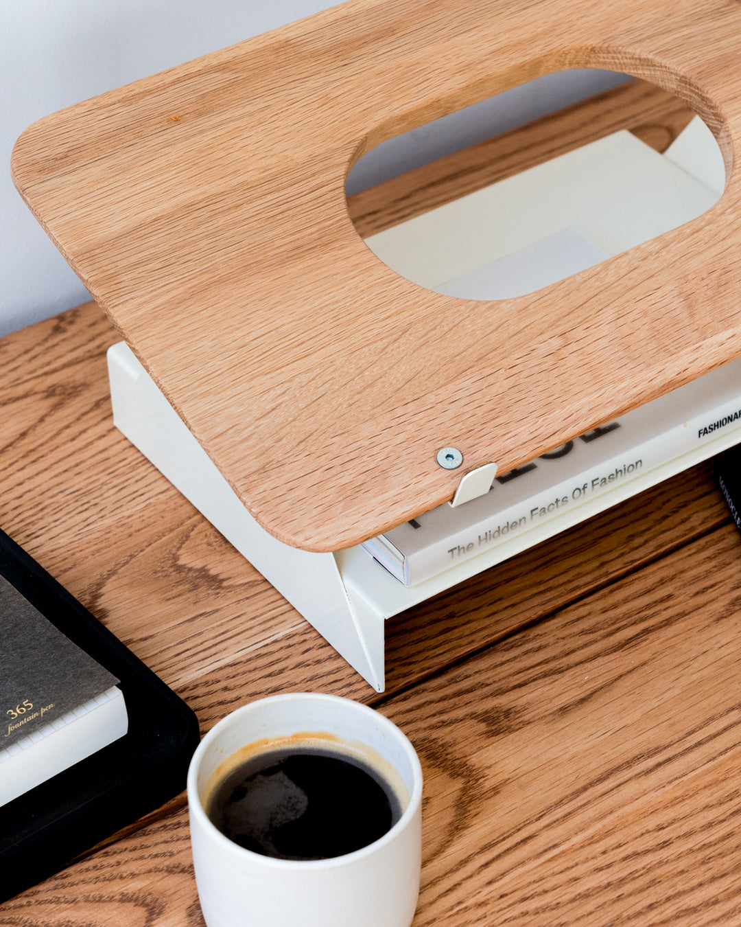 FOLD ADJUSTABLE LAPTOP STAND