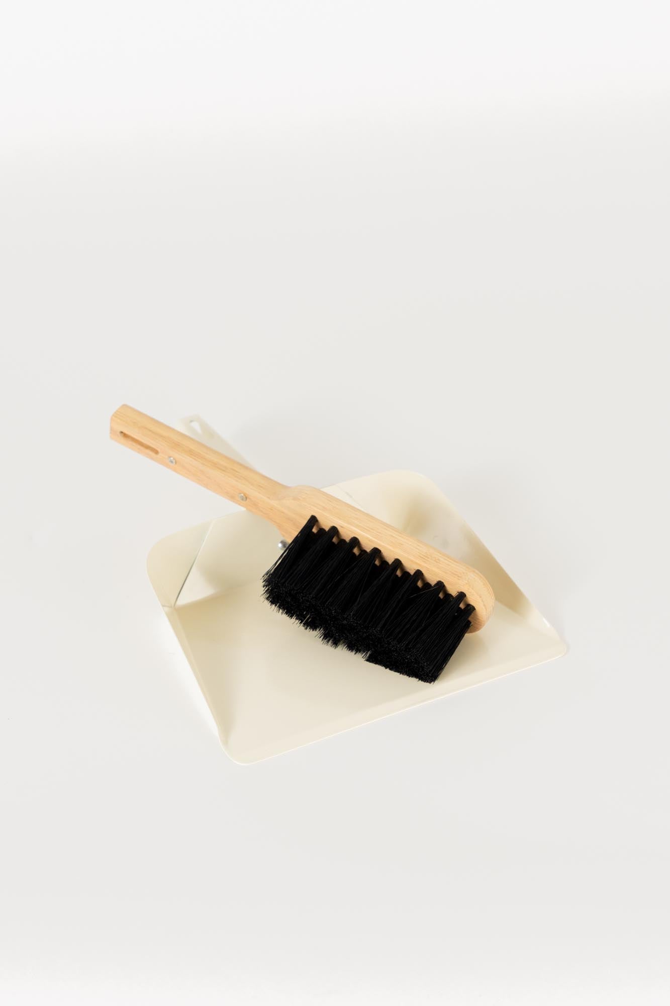 Skoppie | Steel Dustpan and Brush